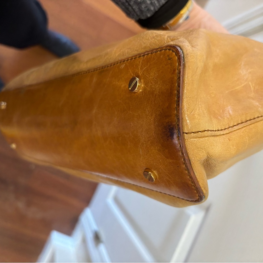 Tory Burch Bombe Glazed Leather Tote in Royal Tan EUC - Picture 7 of 16